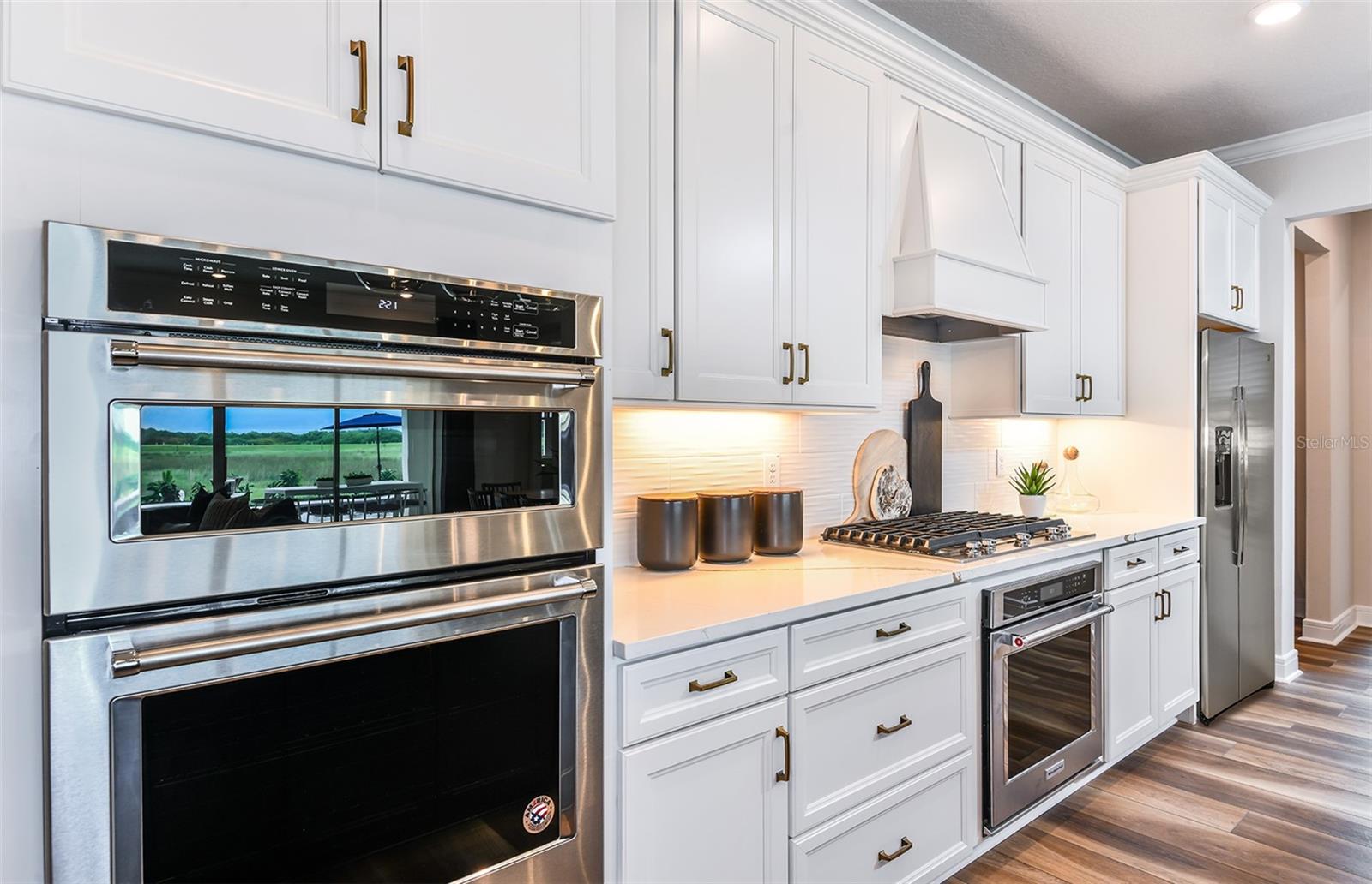9209 SAND DUNE COVE