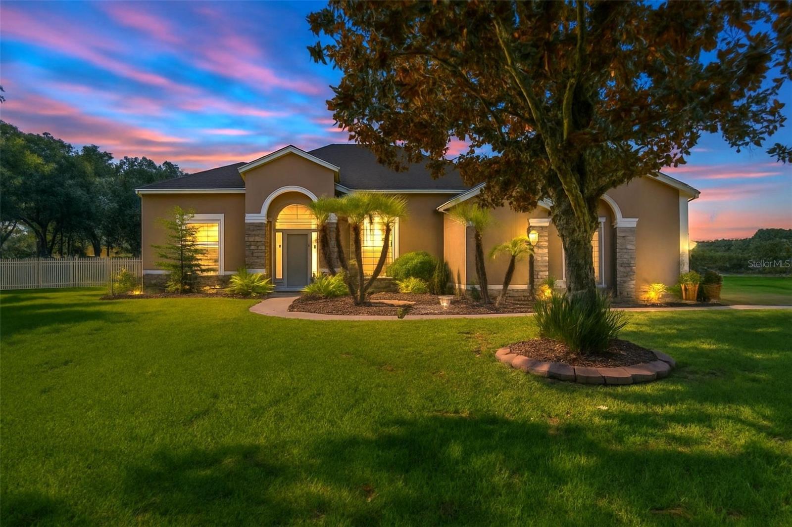 209 FOREST BREEZE AVENUE