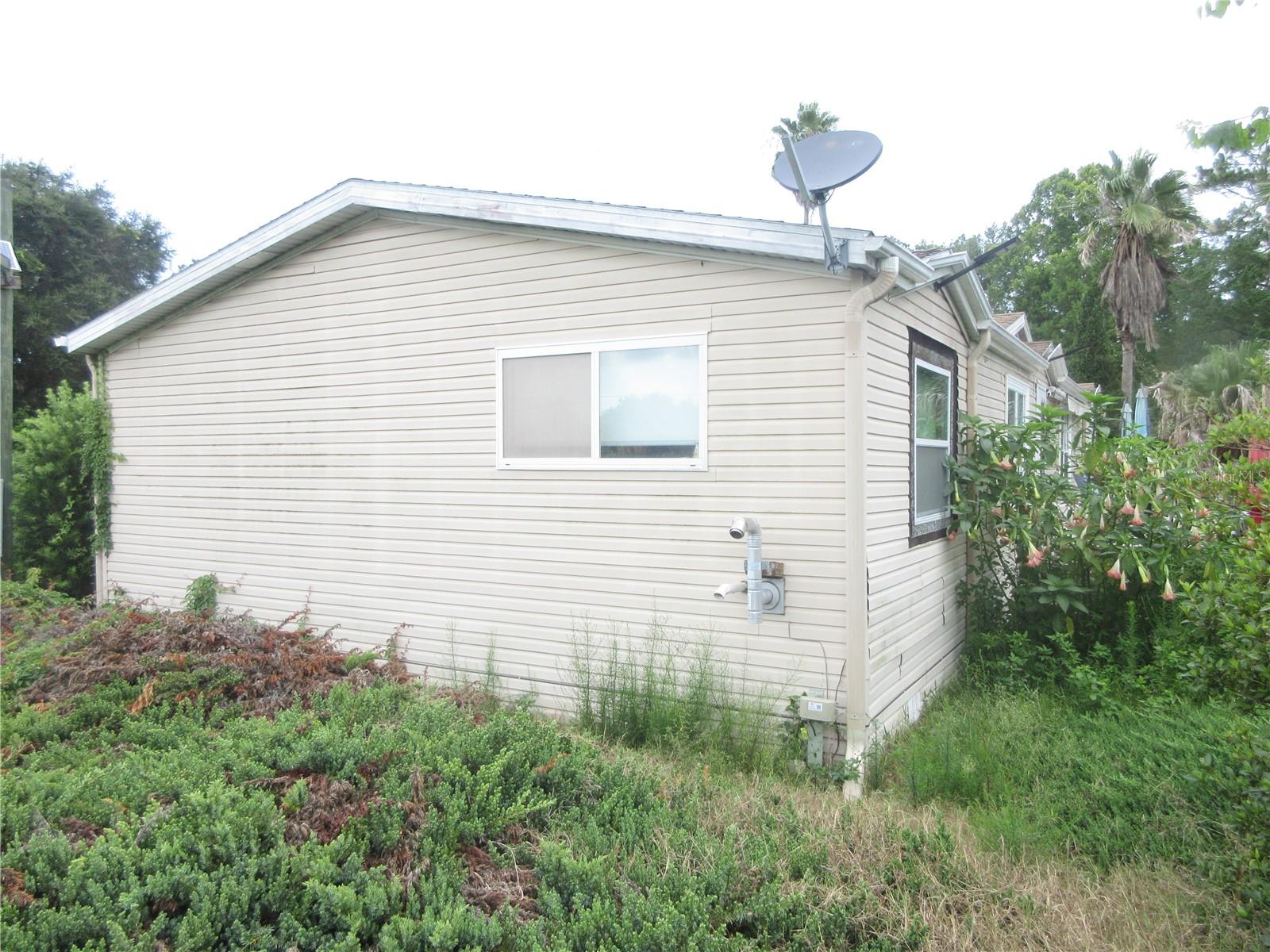 16000 N HWY 329