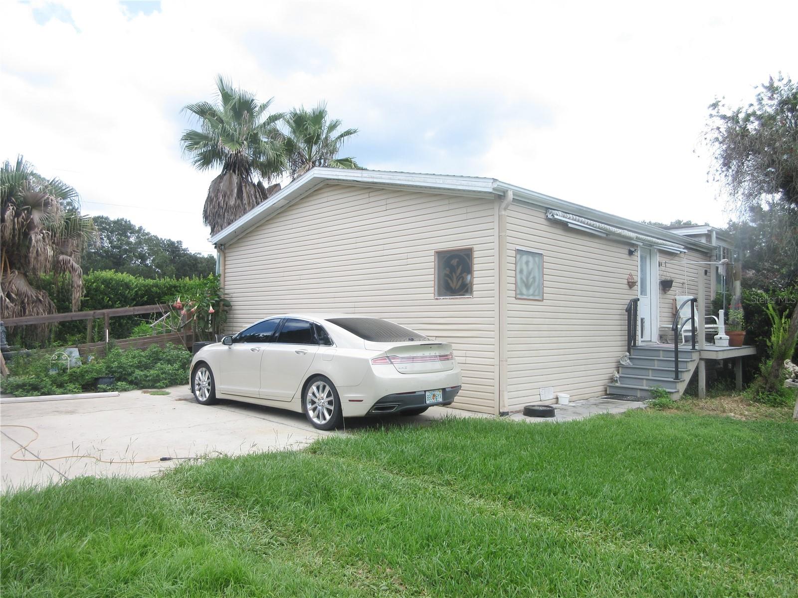16000 N HWY 329