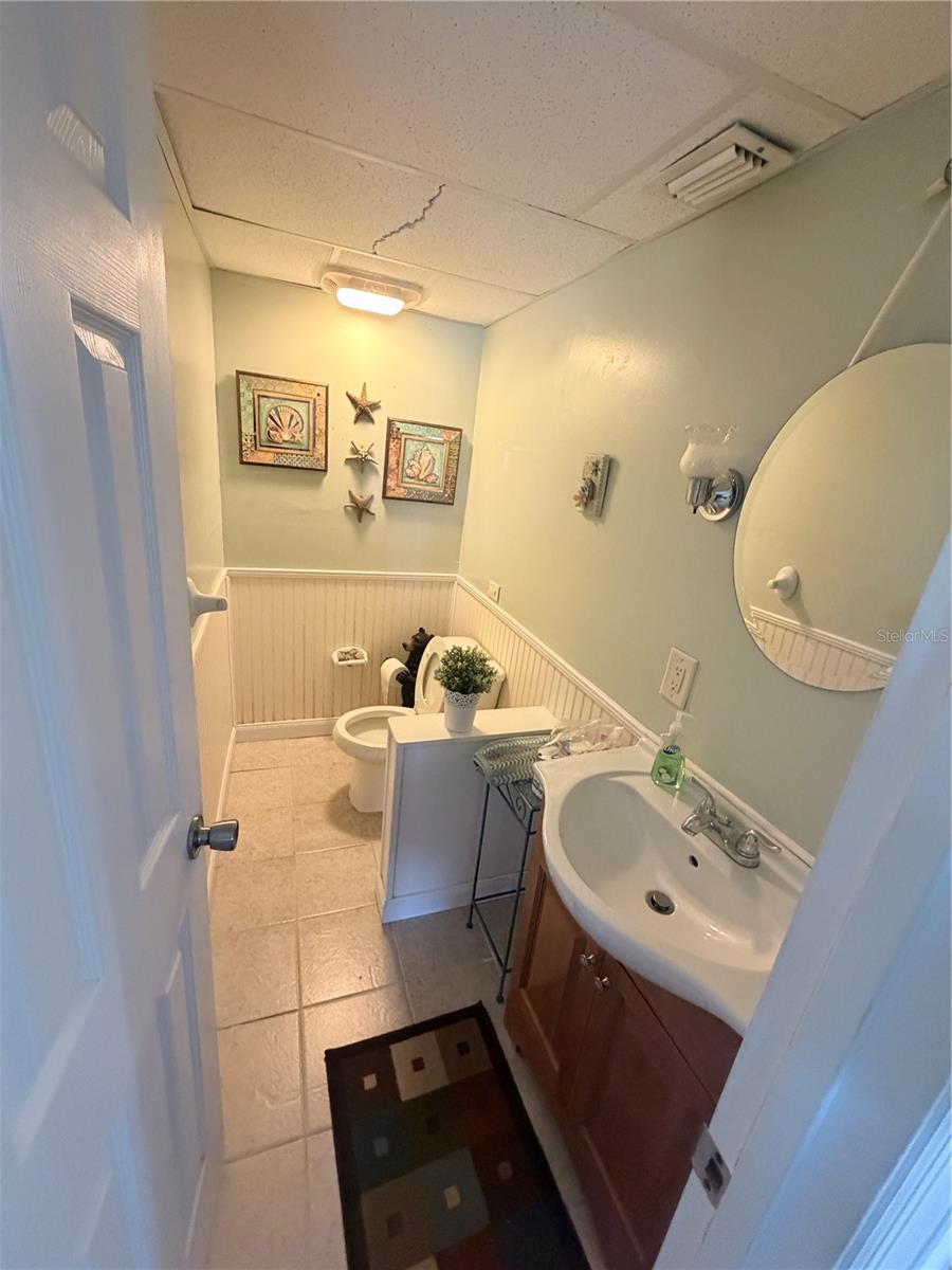 2727 75TH STREET W 7A7