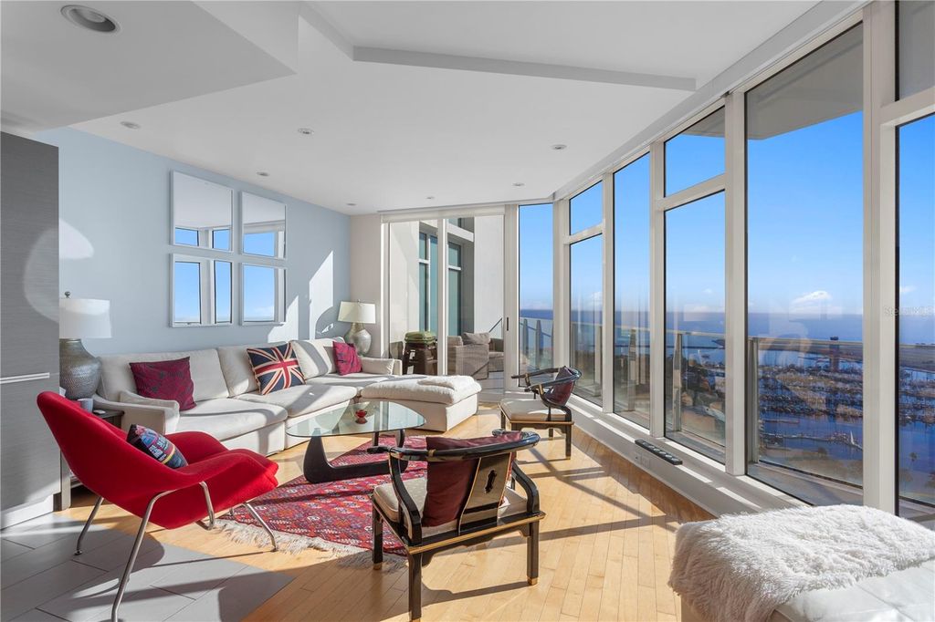 Photo of 175 1st Street S #2107, St Petersburg, FL 33701 (MLS # TB8462147)