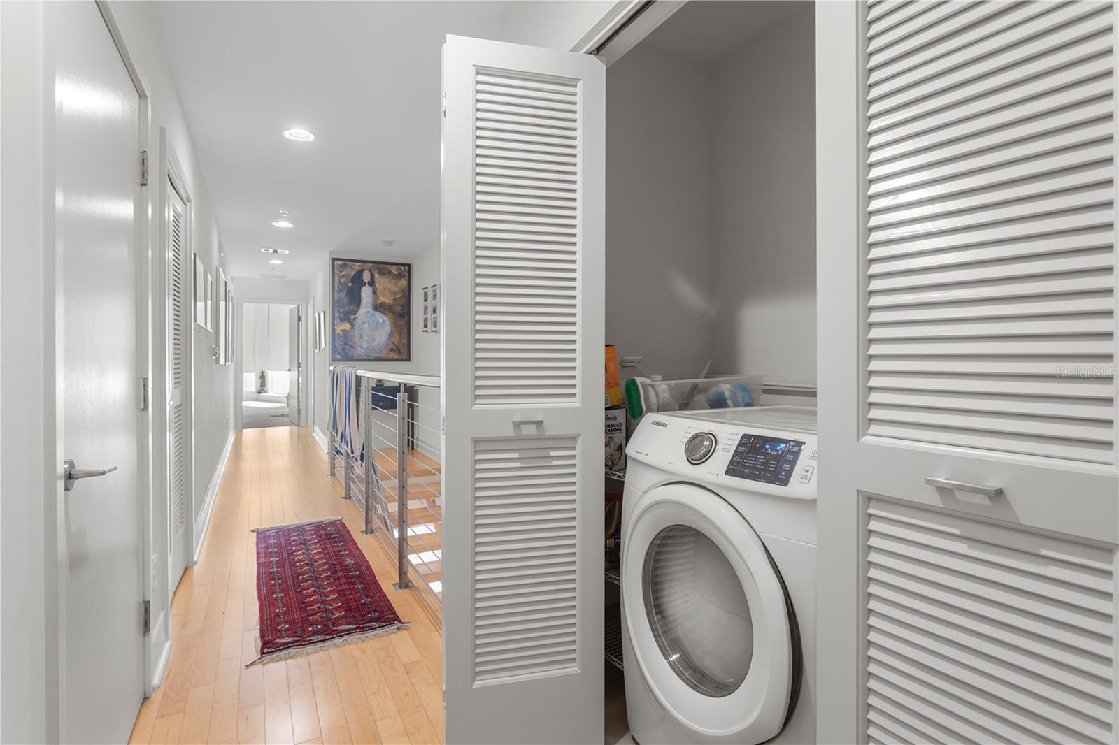 SIGNATURE PLACE CONDO - Residential