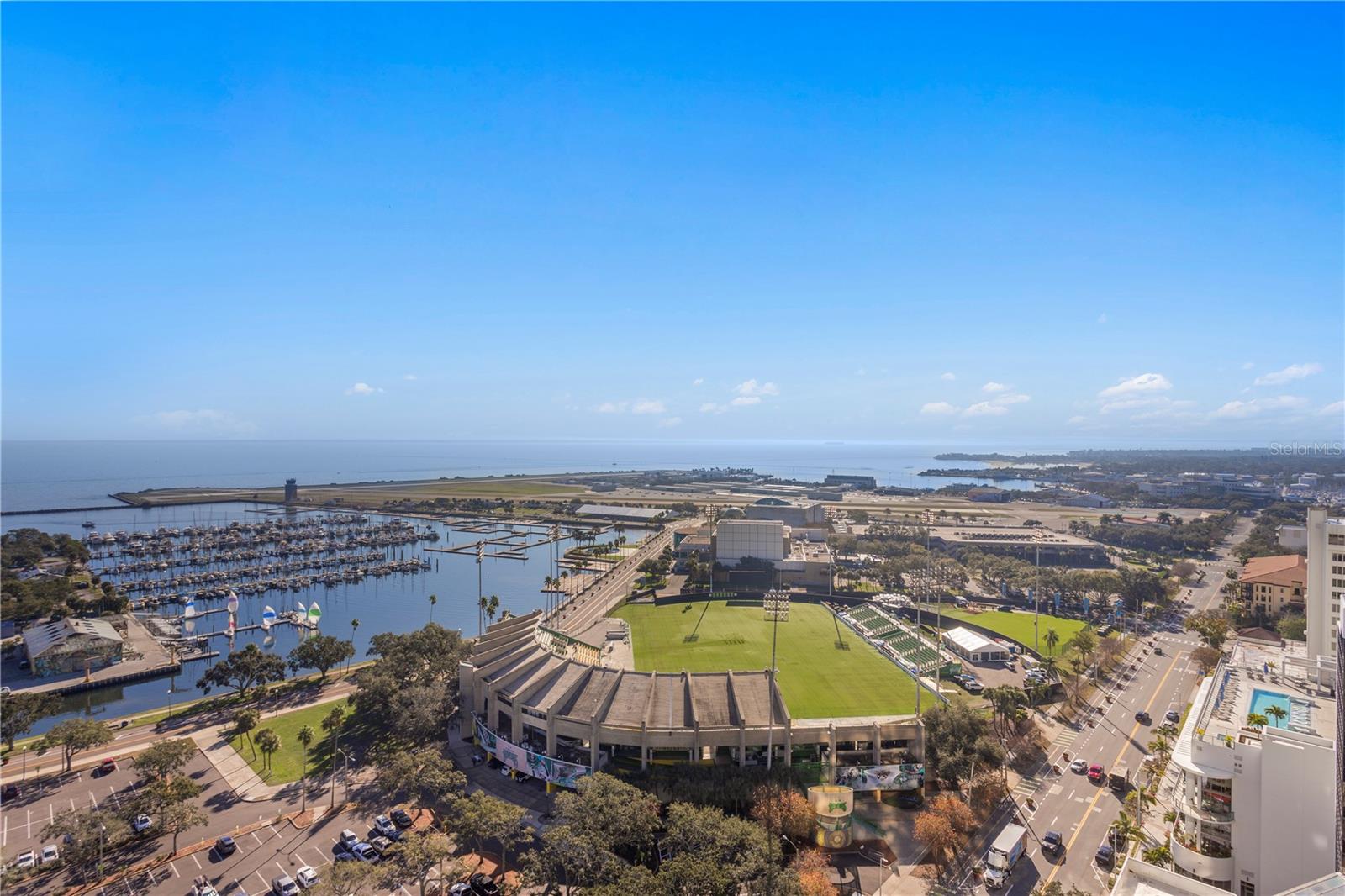 SIGNATURE PLACE CONDO - Residential