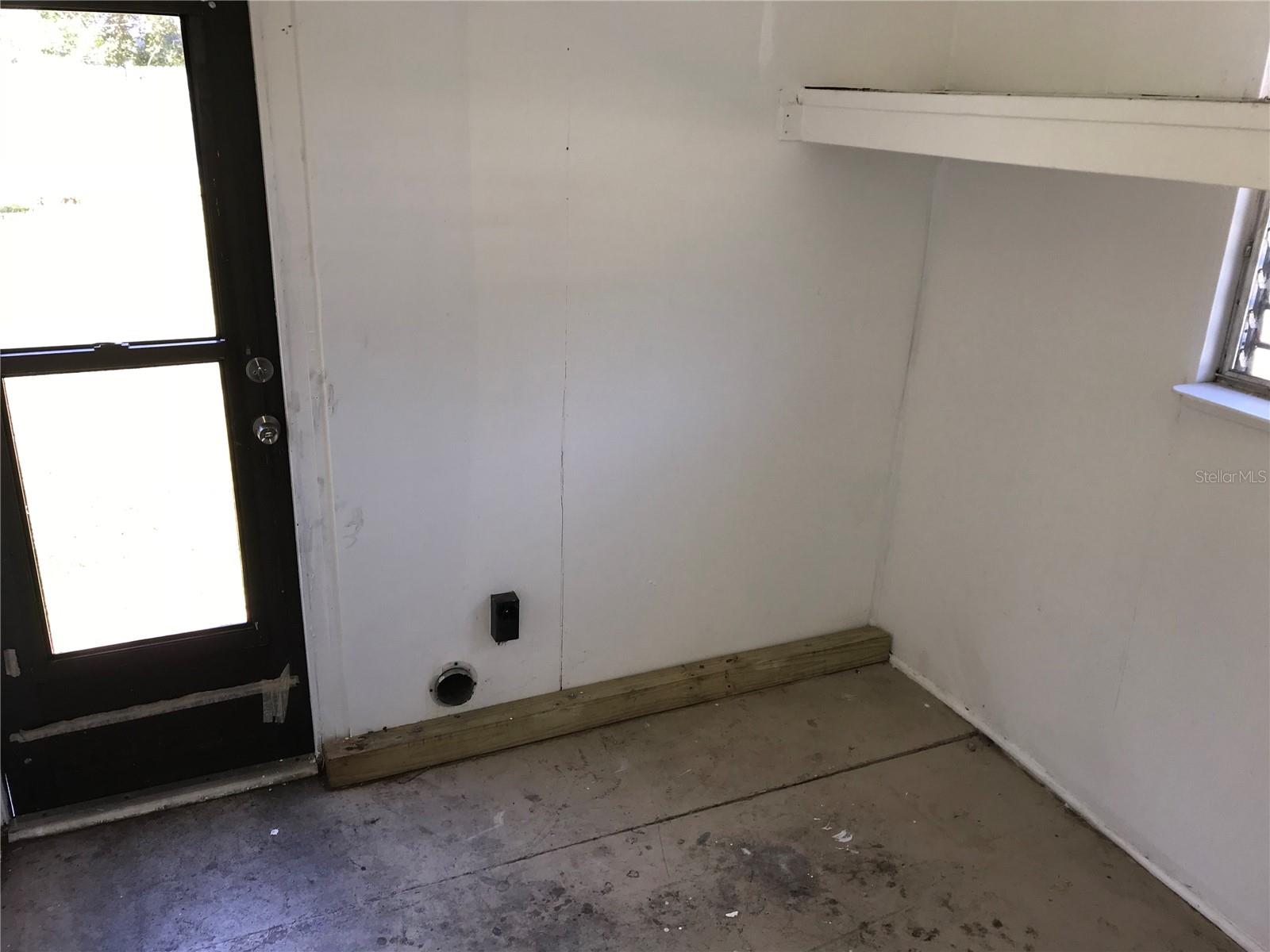 WORNS PARK - Residential Lease