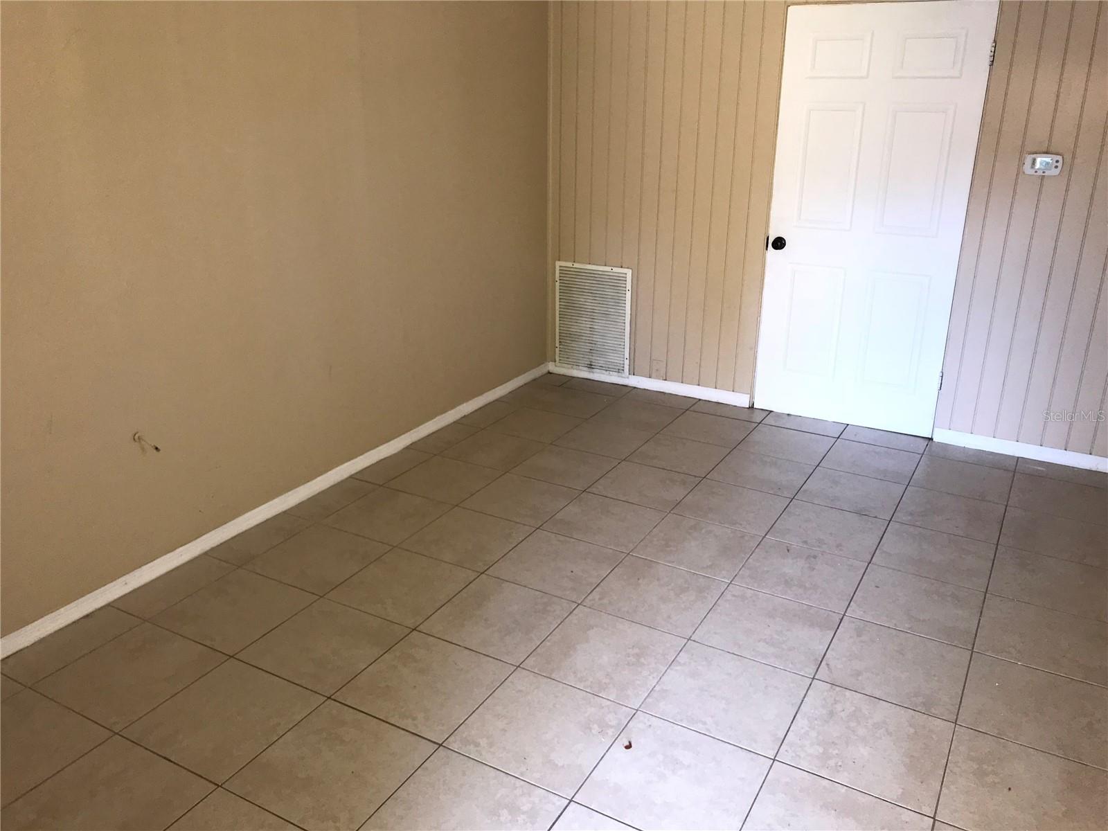 WORNS PARK - Residential Lease