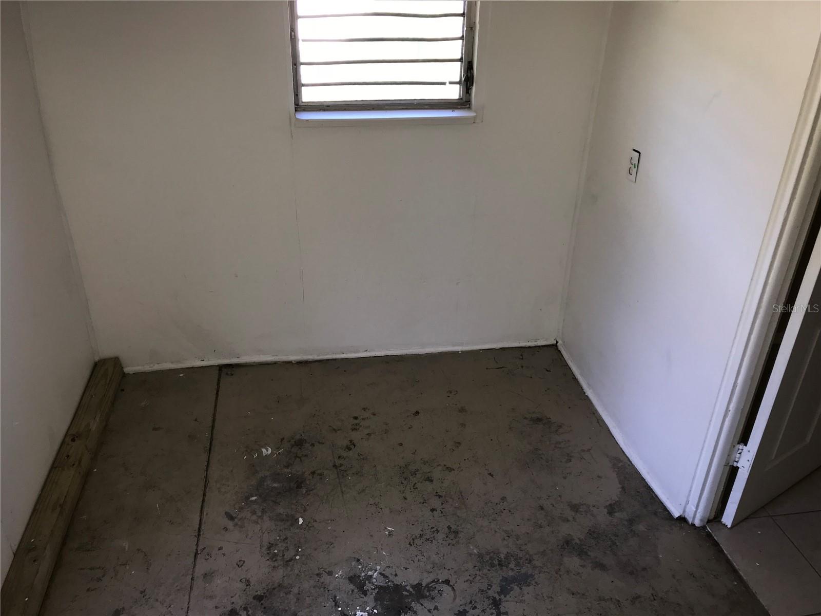 WORNS PARK - Residential Lease
