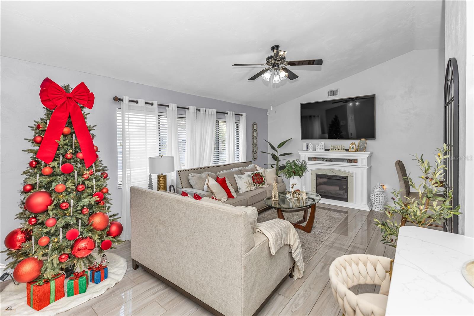 DELTONA LAKES UNIT 38 - Residential