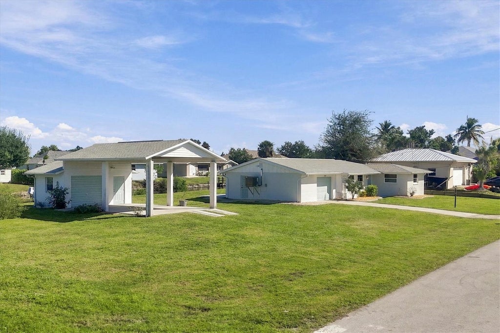 Photo of 3028 Buttonwood Place, Punta Gorda, FL 33950 (MLS # D6149375)