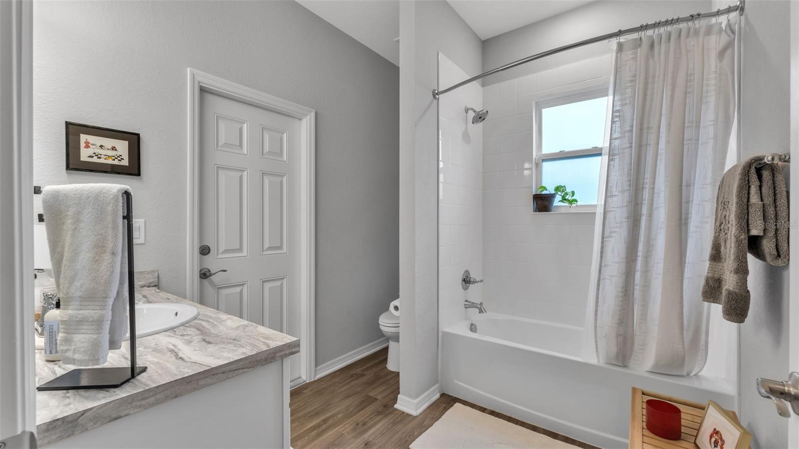 AUBURN COVE PH 2 & 3 - Residential