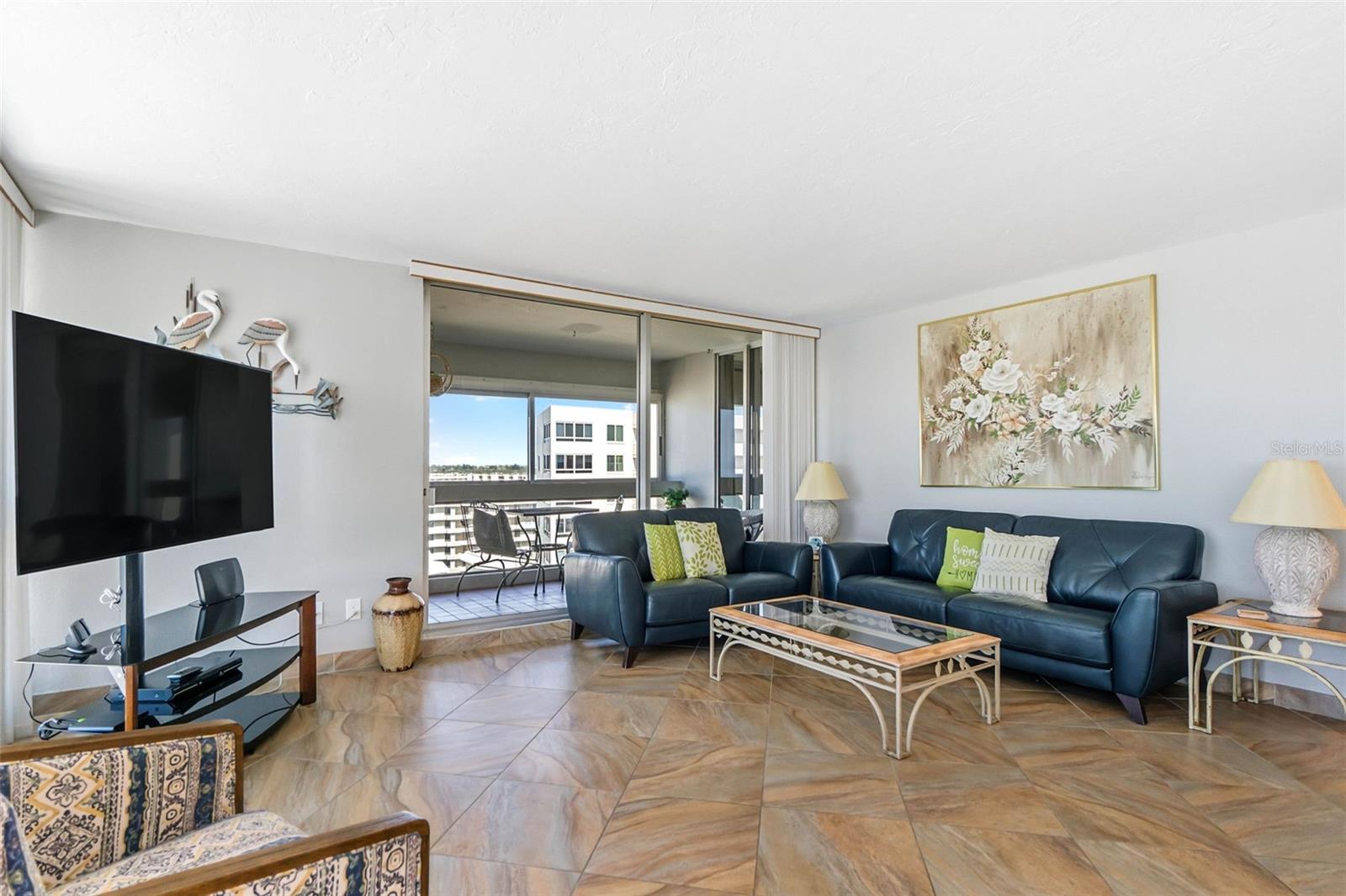 PALM BAY CLUB I - Residential