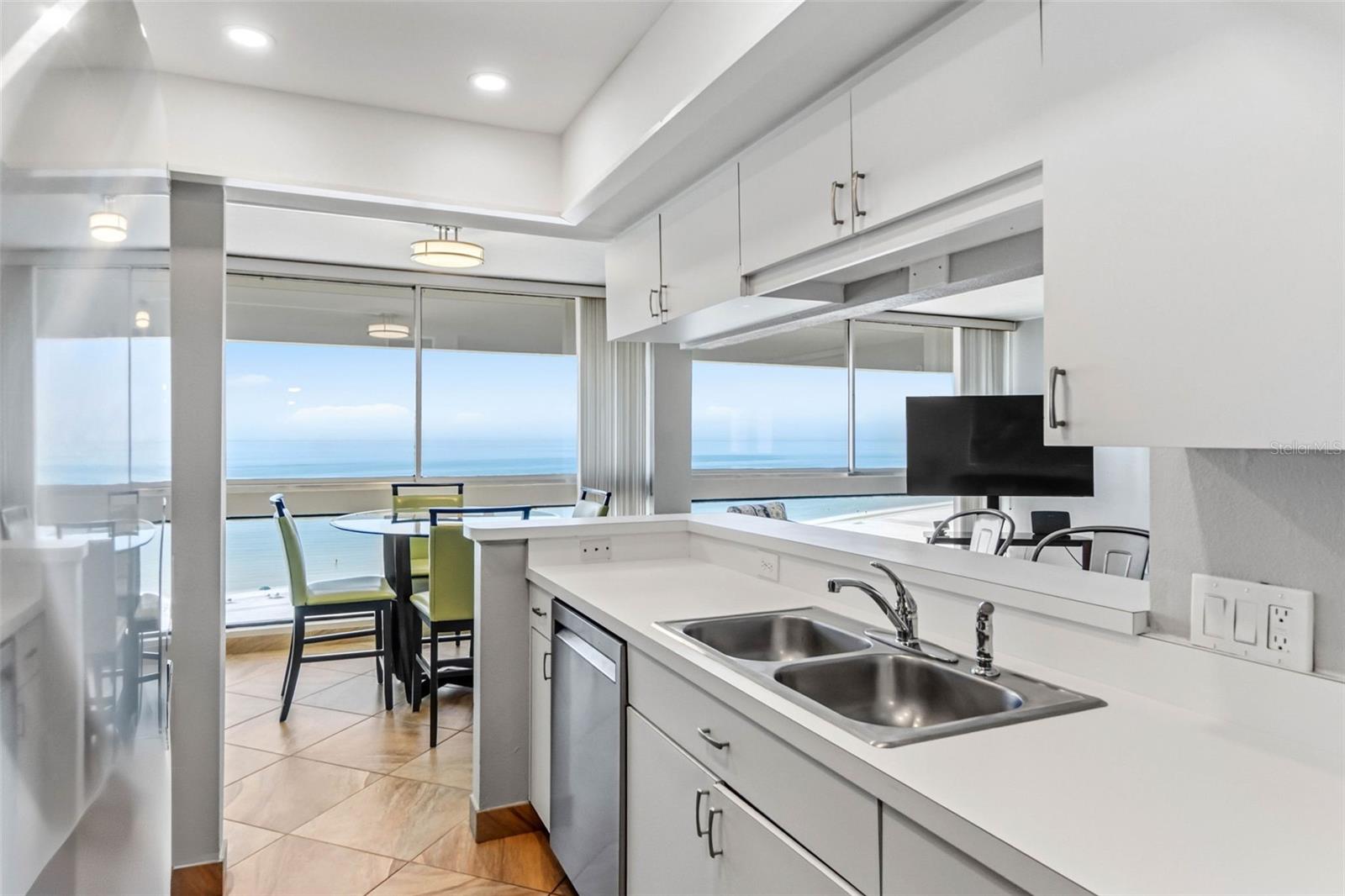 PALM BAY CLUB I - Residential