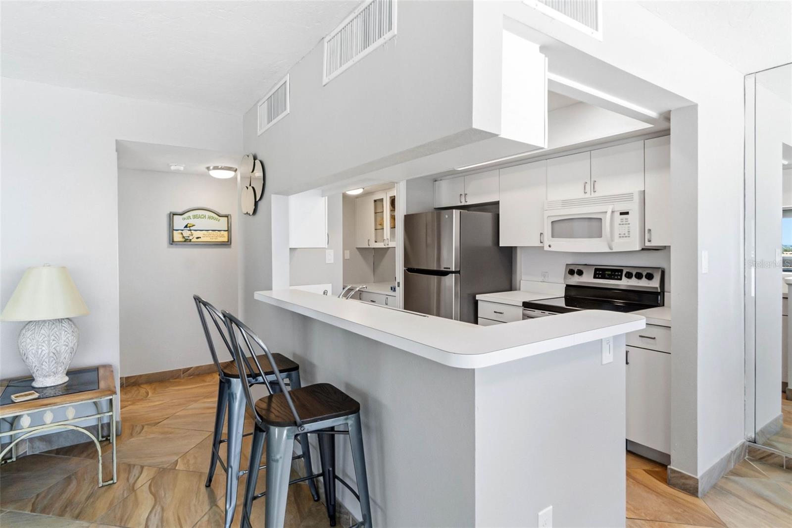 PALM BAY CLUB I - Residential