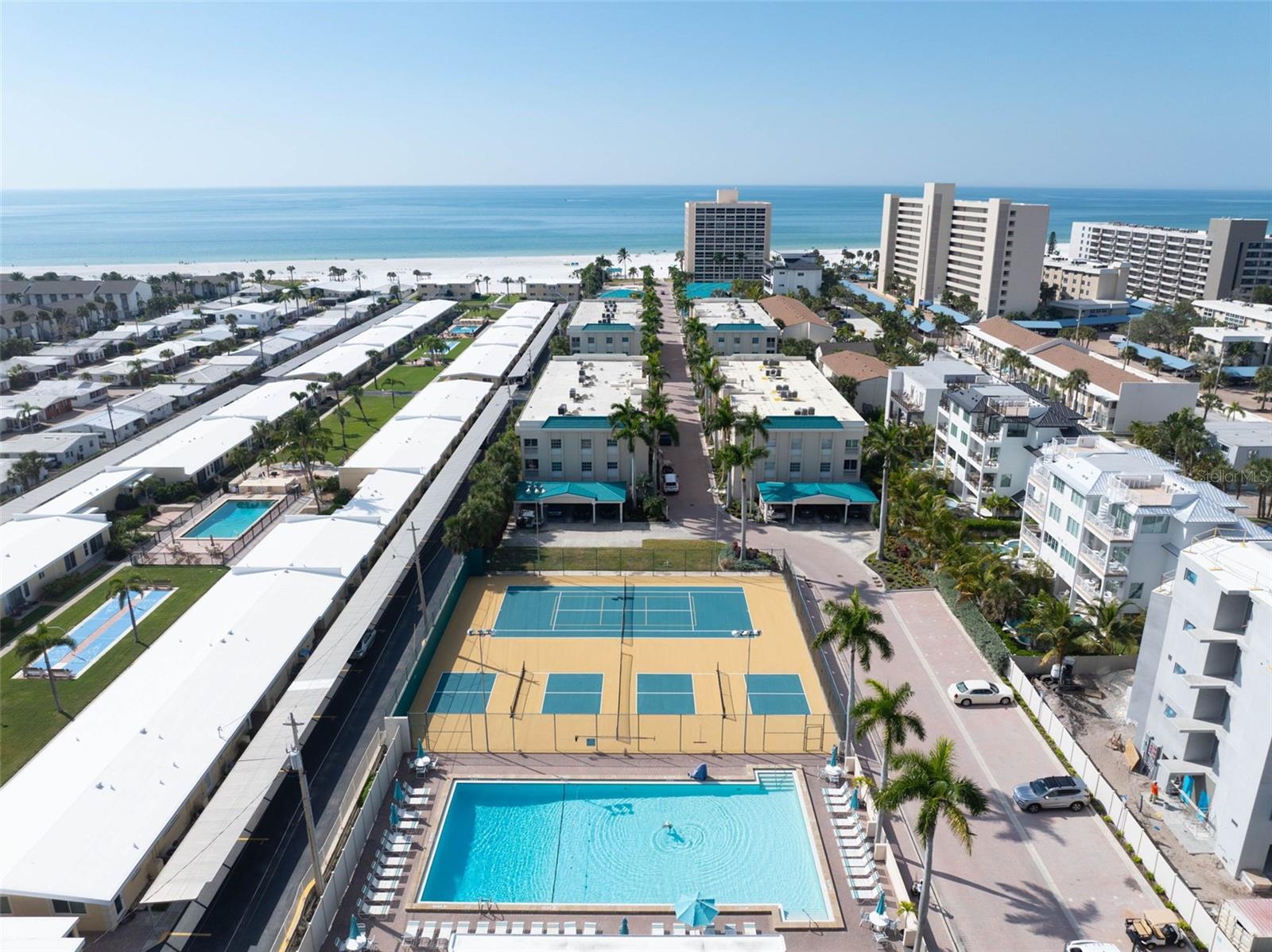 PALM BAY CLUB I - Residential