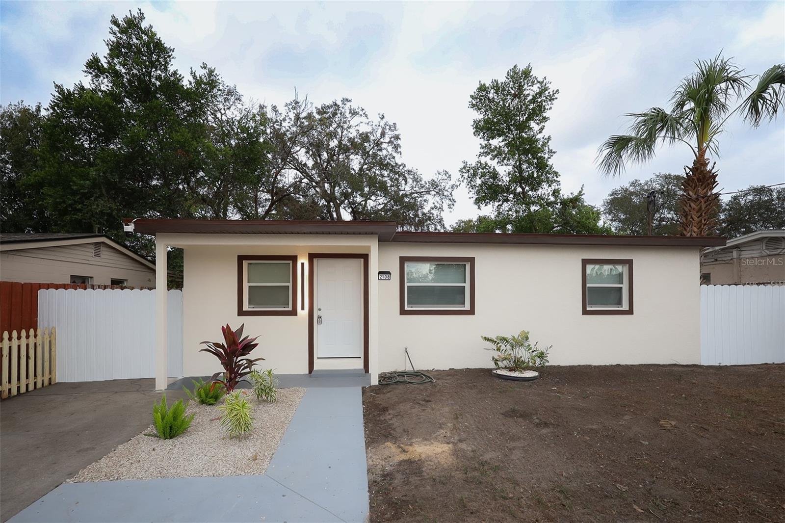 TAMPA OVERLOOK - Residential