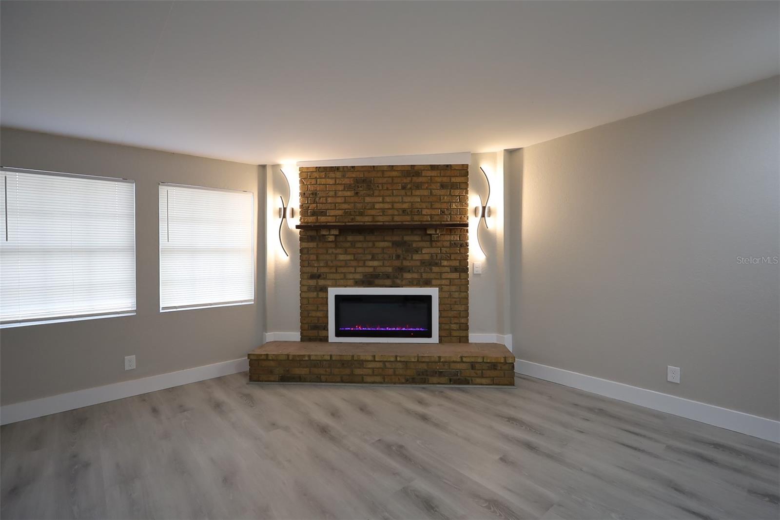 TAMPA OVERLOOK - Residential