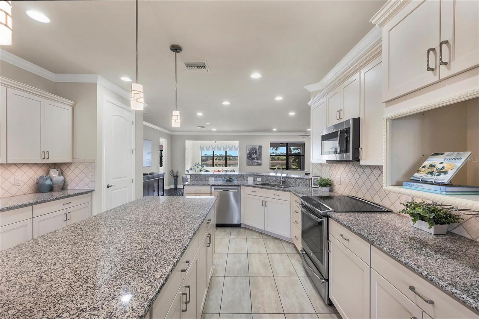 SANDHILL PRESERVE - Residential