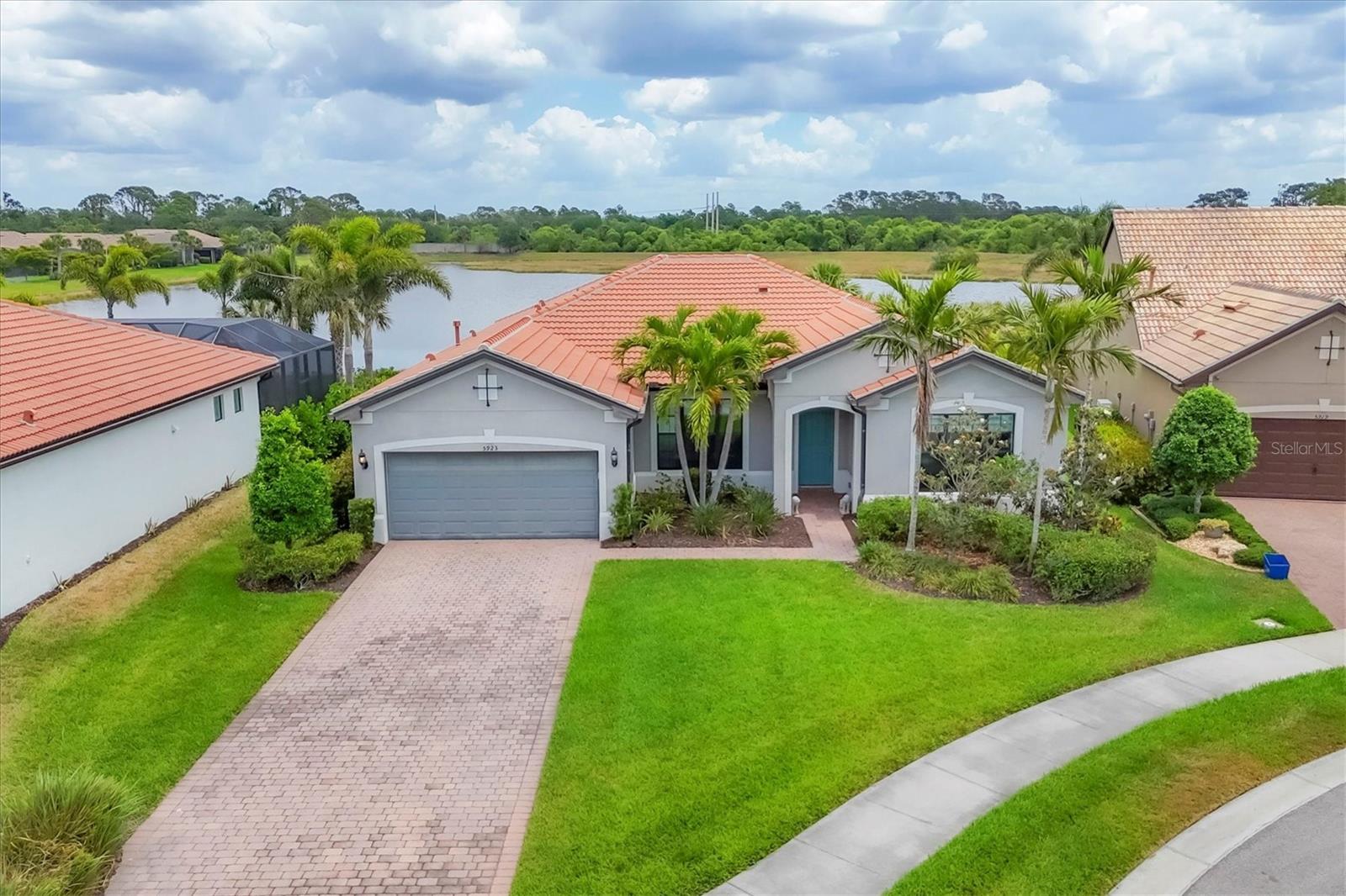 5923 SNOWY EGRET DRIVE