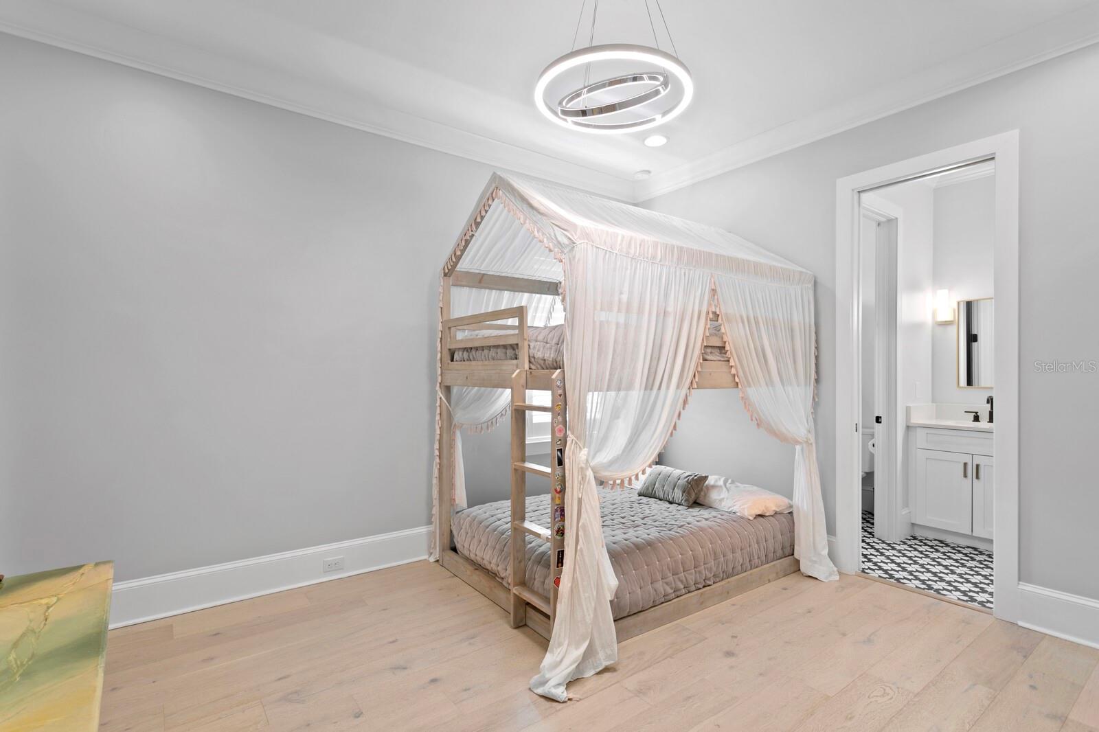 VIRGINIA PARK - Residential