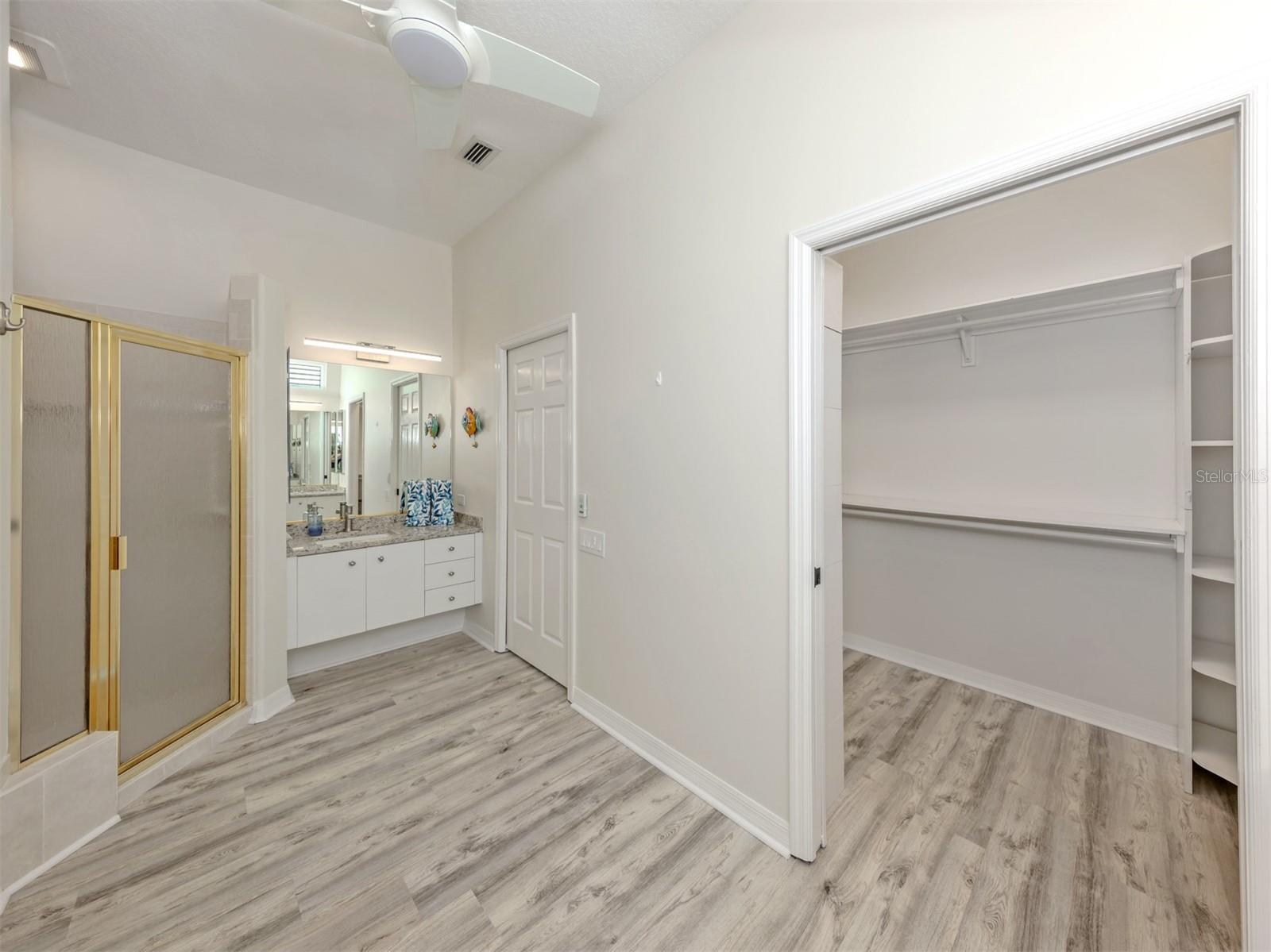 VENICE GOLF & COUNTRY CLUB - Residential