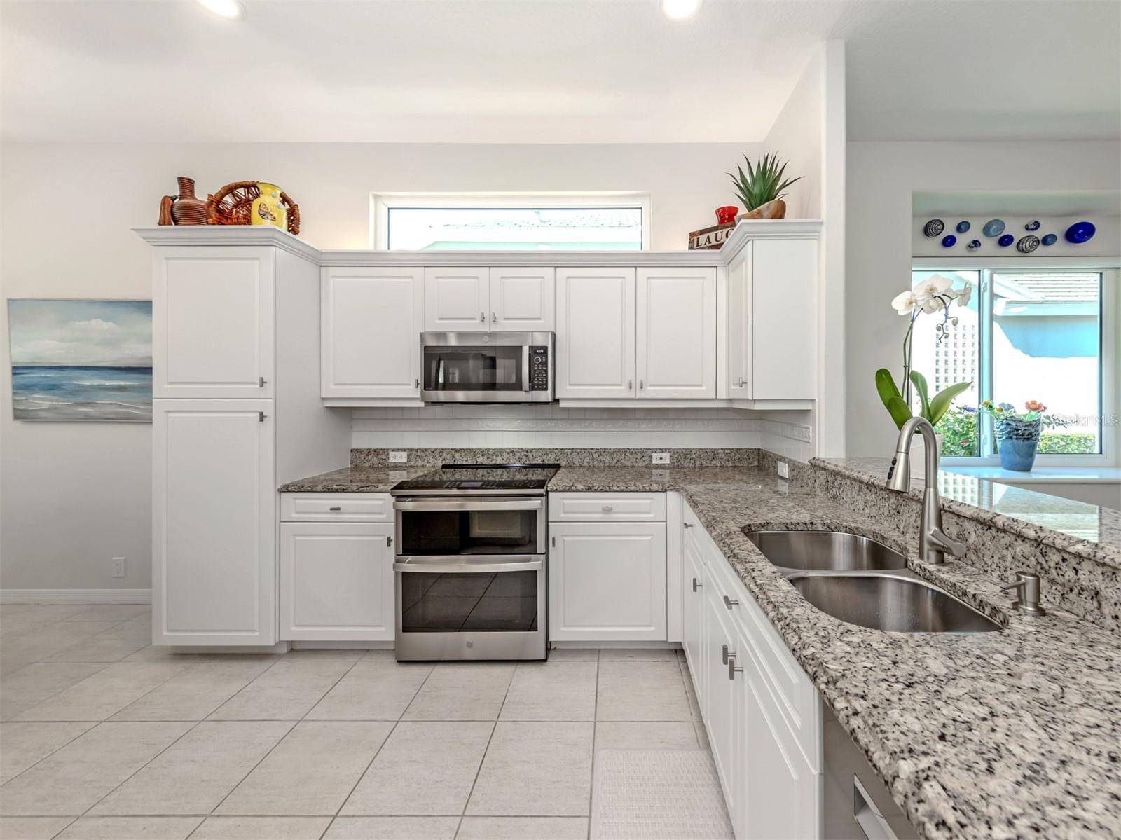 VENICE GOLF & COUNTRY CLUB - Residential