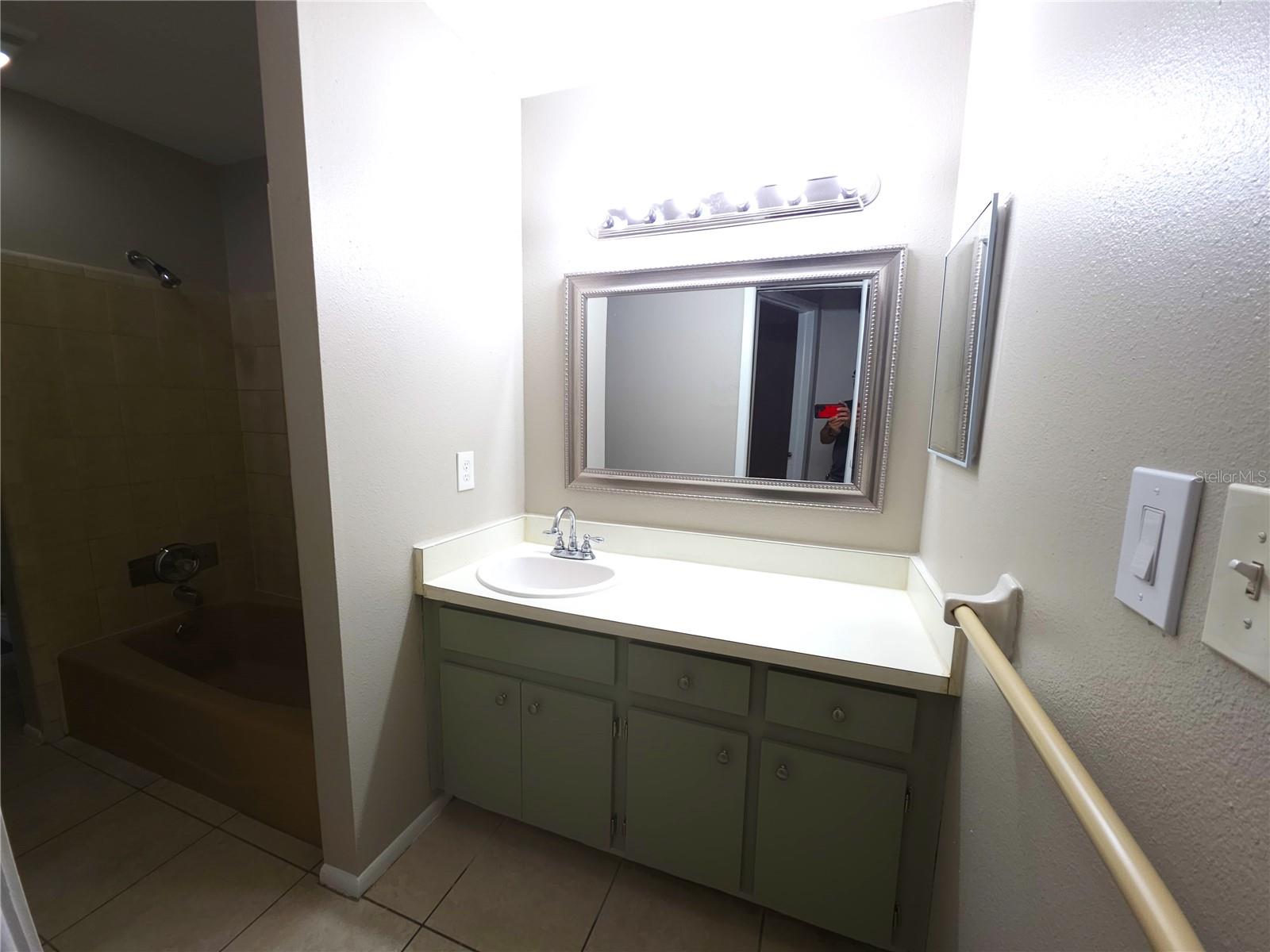 TERRACE PARK SUB UNIT - Residential Lease