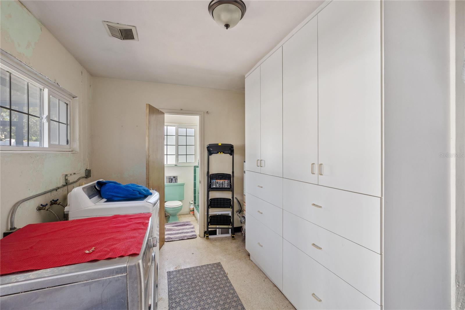 SANTINE SUB - Residential