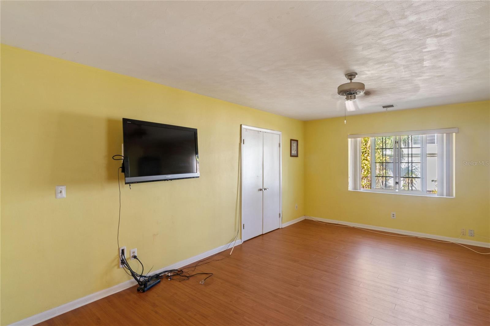 SANTINE SUB - Residential