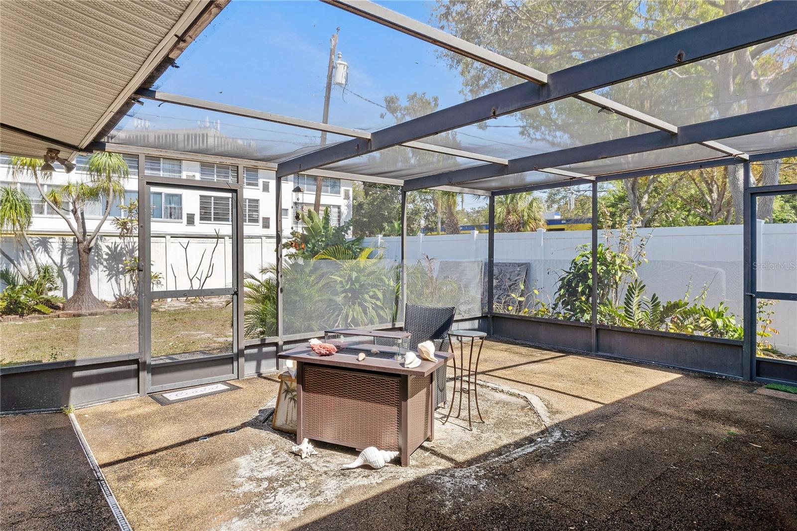 SANTINE SUB - Residential