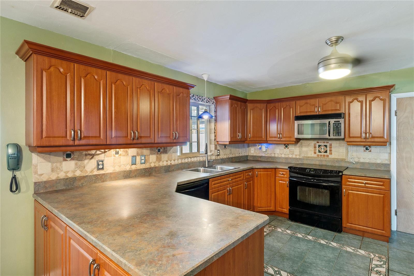 SANTINE SUB - Residential