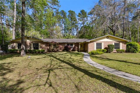 Photo of 4031 NW 75th Street, Gainesville, FL 32606 (MLS # GC528466)