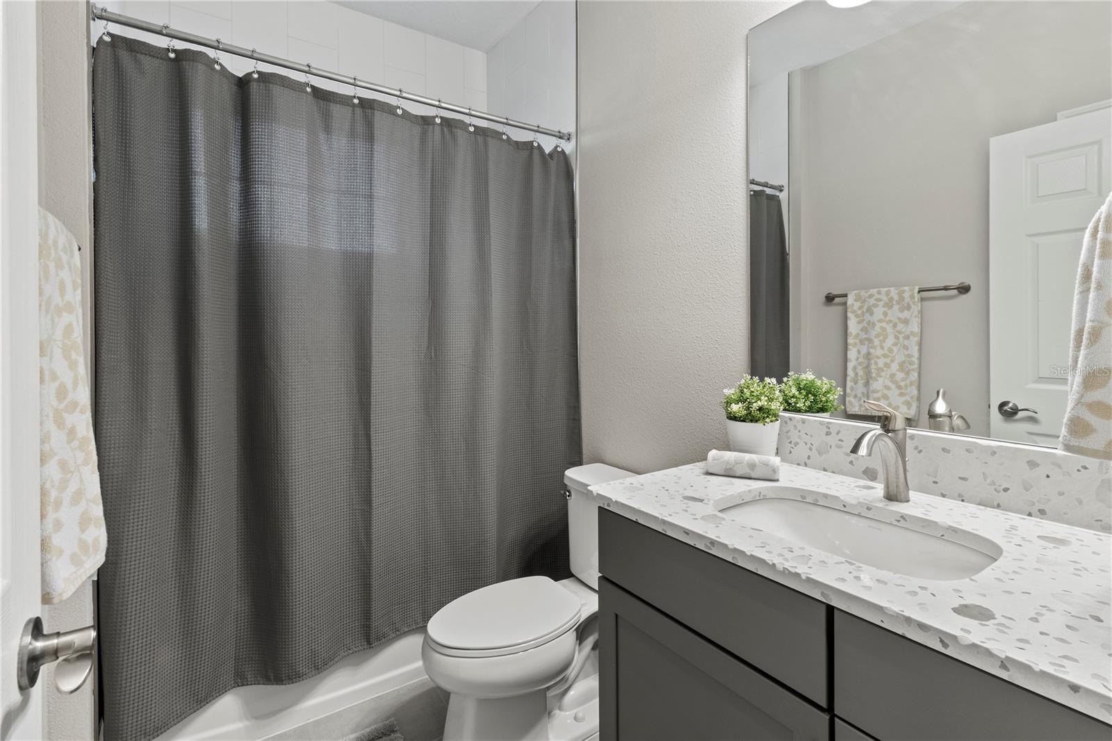 NORTHWOOD ESTATES LOT 14 - Residential Lease