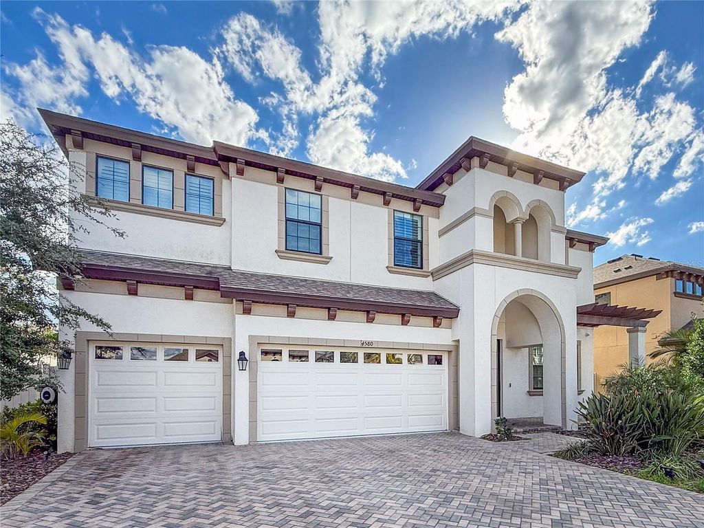 Photo of 4580 Shoreleaf Loop, Valrico, FL 33596 (MLS # TB8465300)