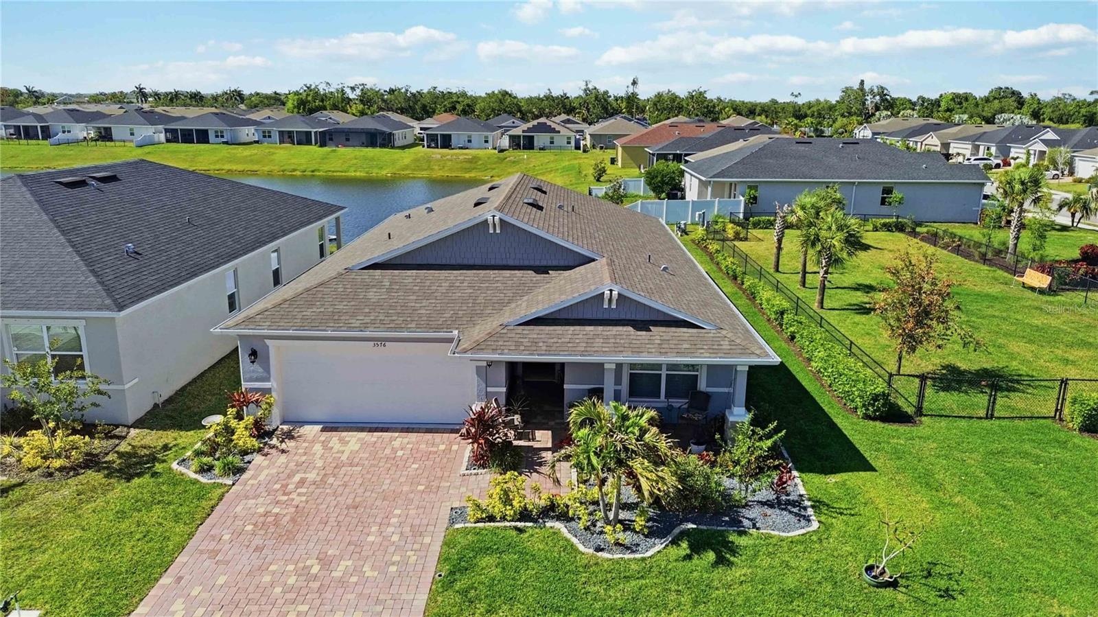 GRADY POINTE - Residential