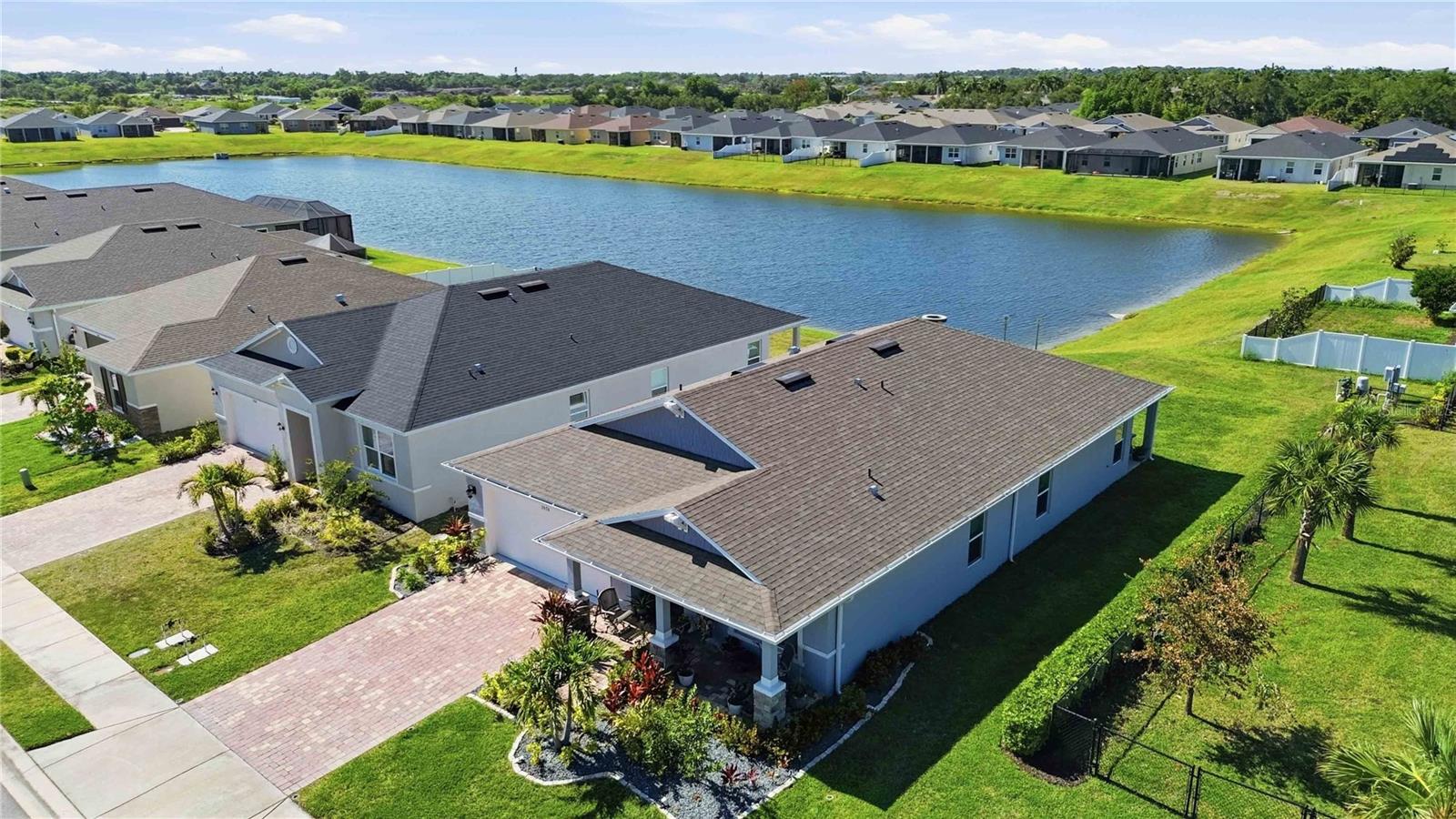 GRADY POINTE - Residential