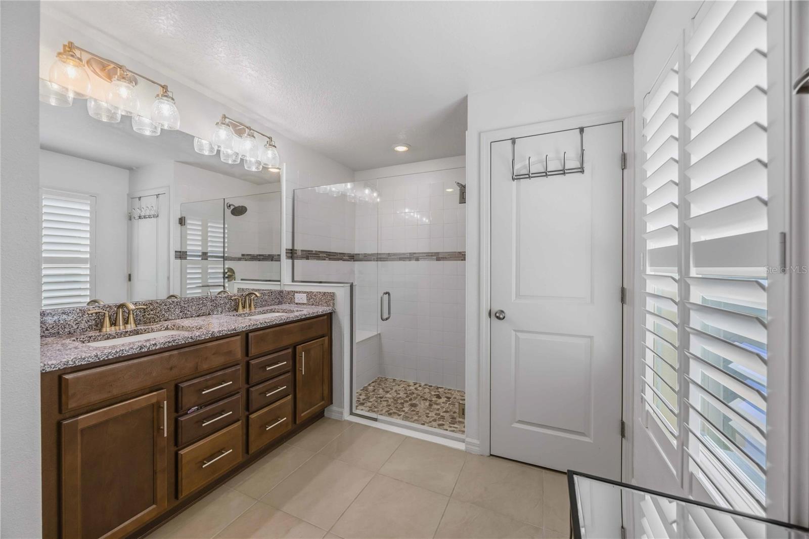 GRADY POINTE - Residential