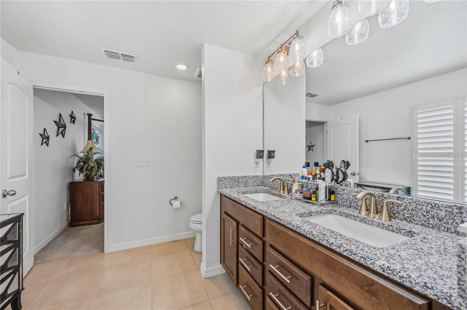 GRADY POINTE - Residential