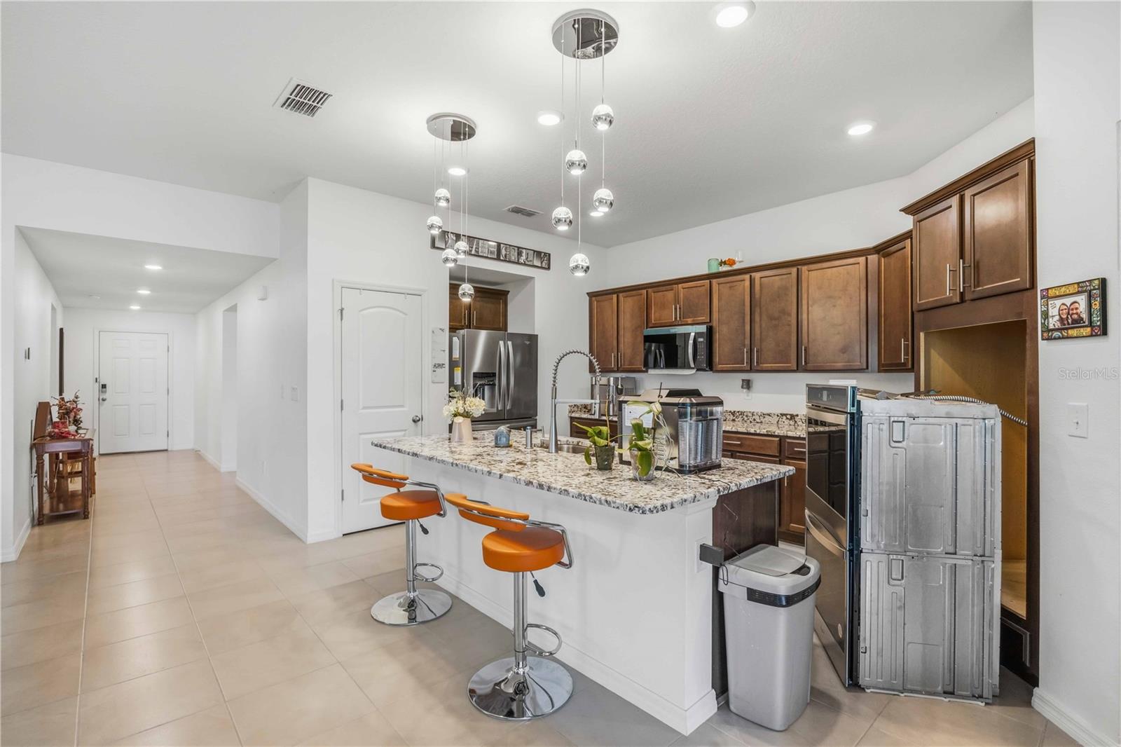 GRADY POINTE - Residential