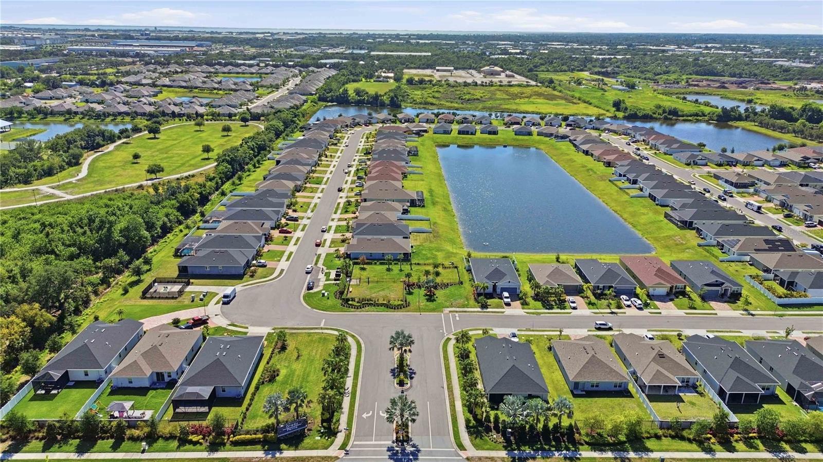 GRADY POINTE - Residential