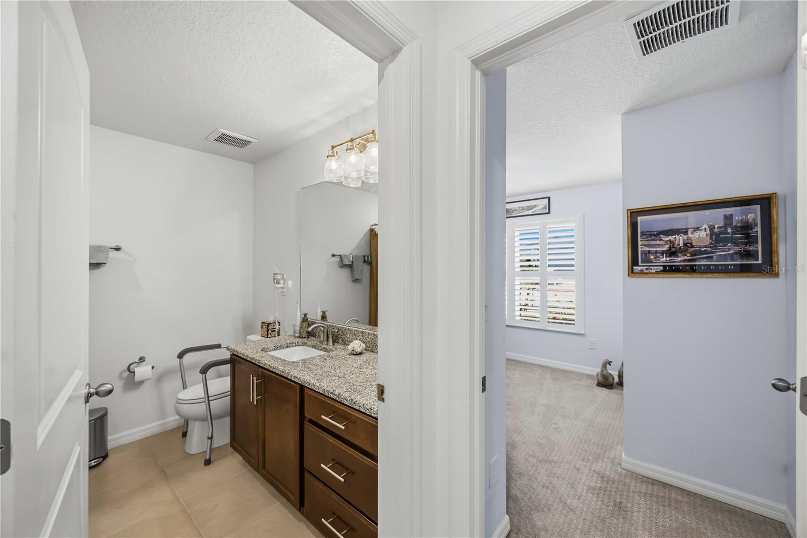 GRADY POINTE - Residential