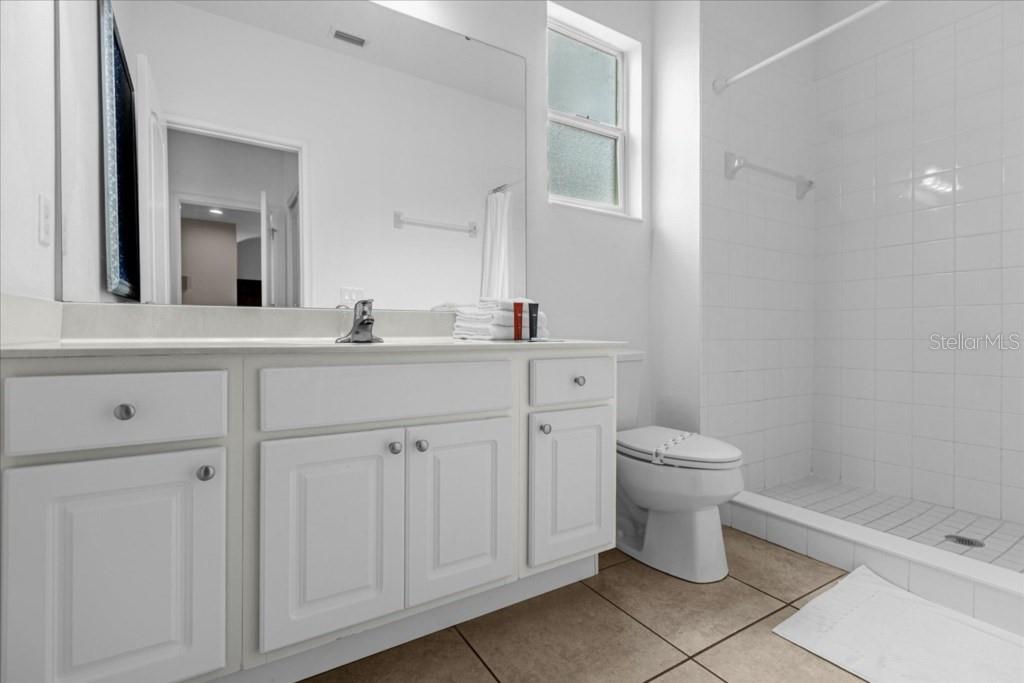 OAKMONT PH 01 - Residential