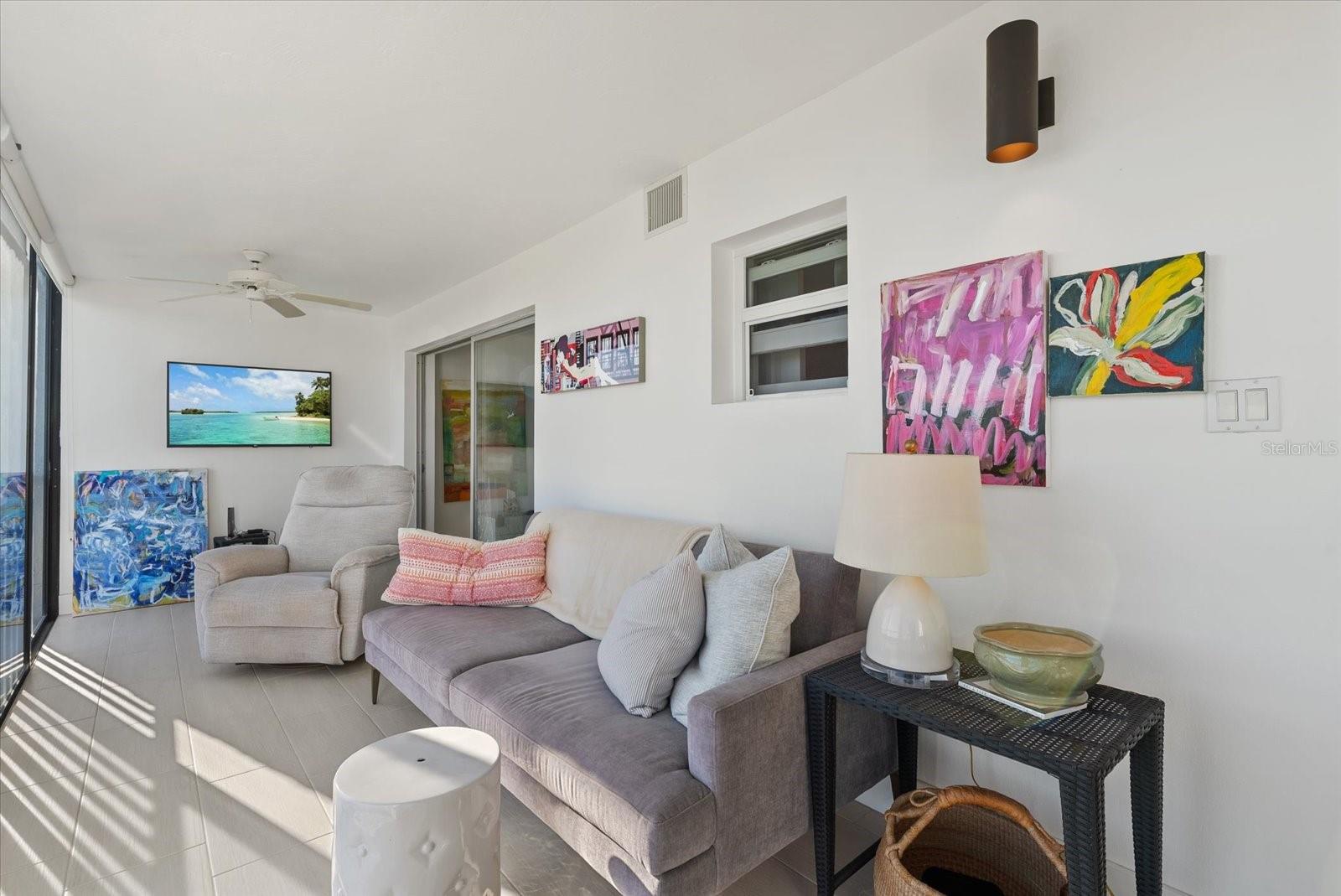 POINTE ON MIDNIGHT PASS - Residential