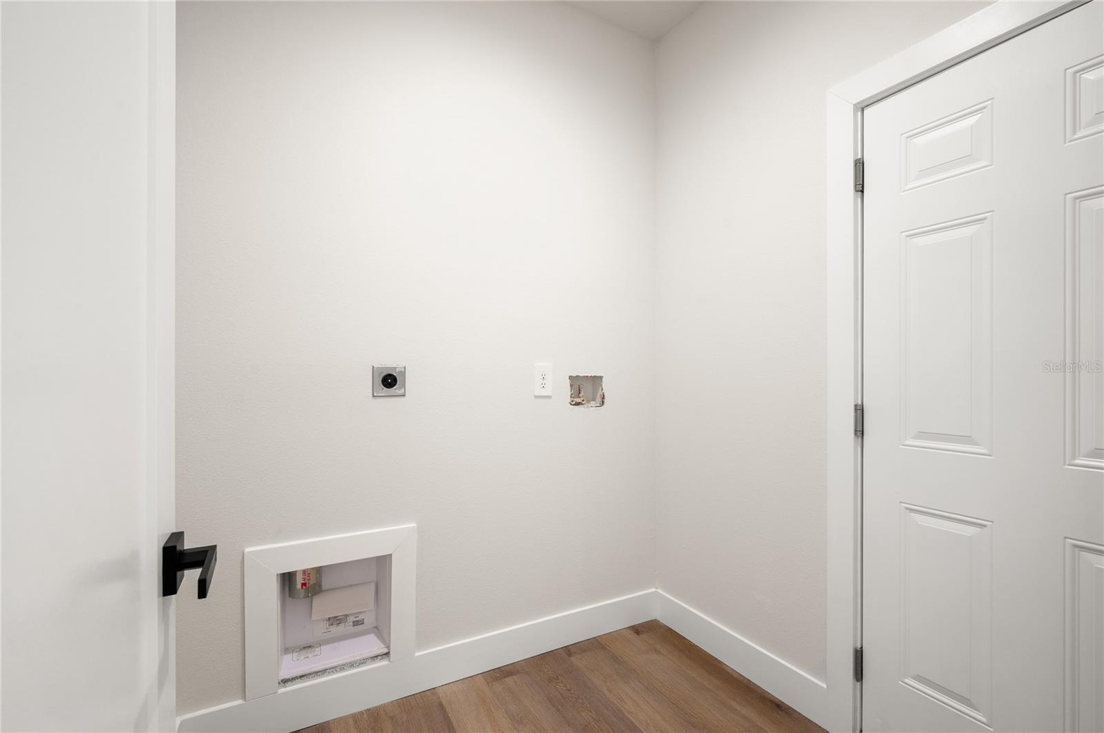 CITRUS SPGS UNIT 23 - Residential