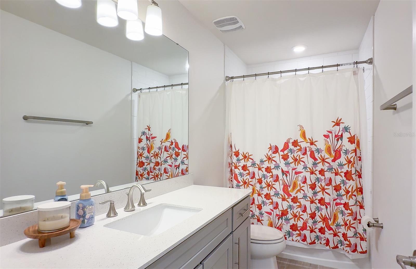 CHAPMAN PINES - Residential