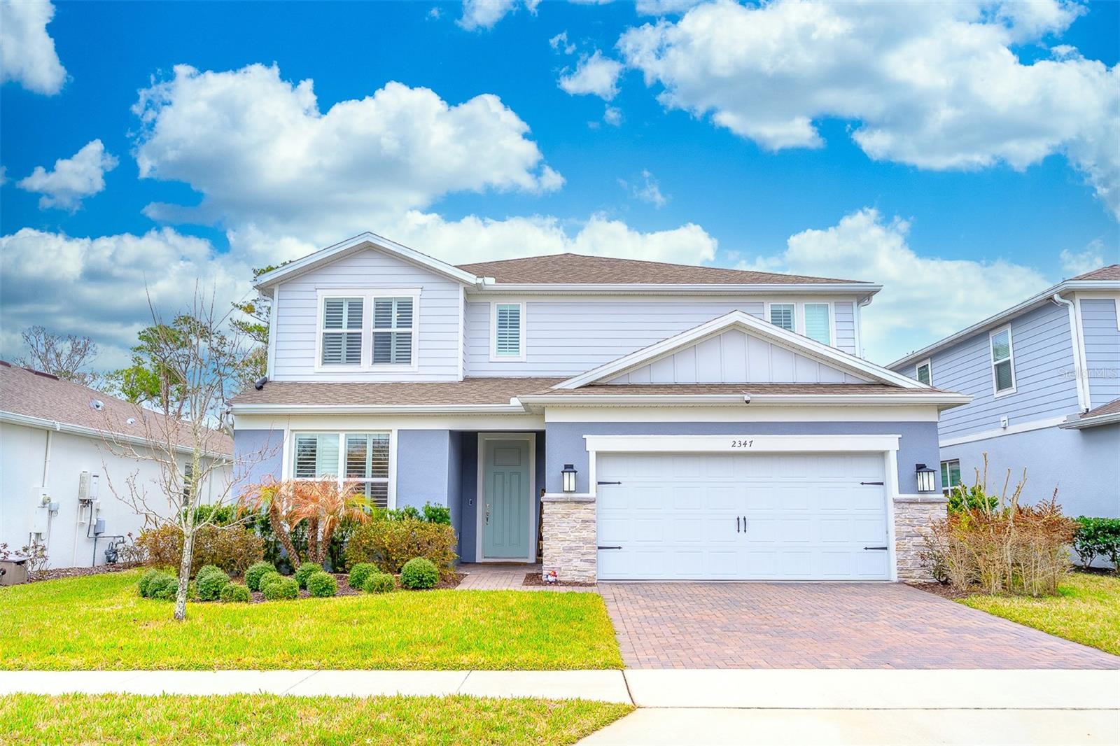 CHAPMAN PINES - Residential