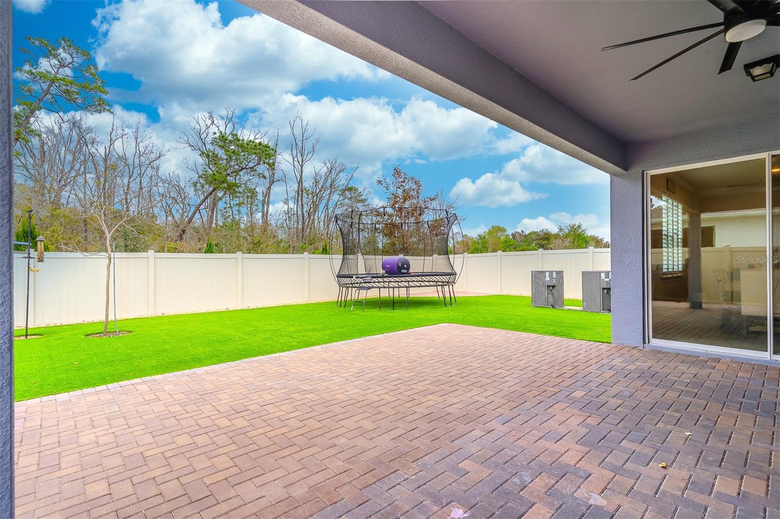 CHAPMAN PINES - Residential