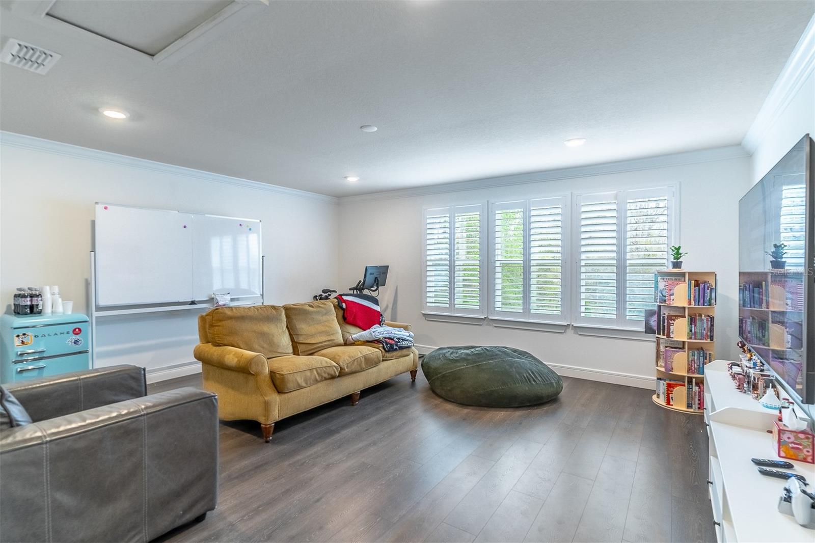 CHAPMAN PINES - Residential