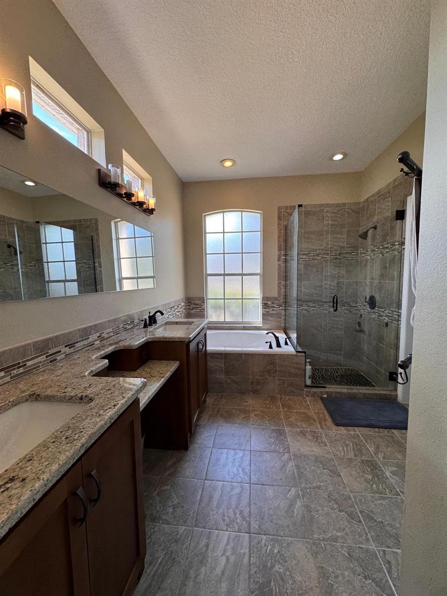 WOODBRIDGE LAKES UNIT 1 - Residential