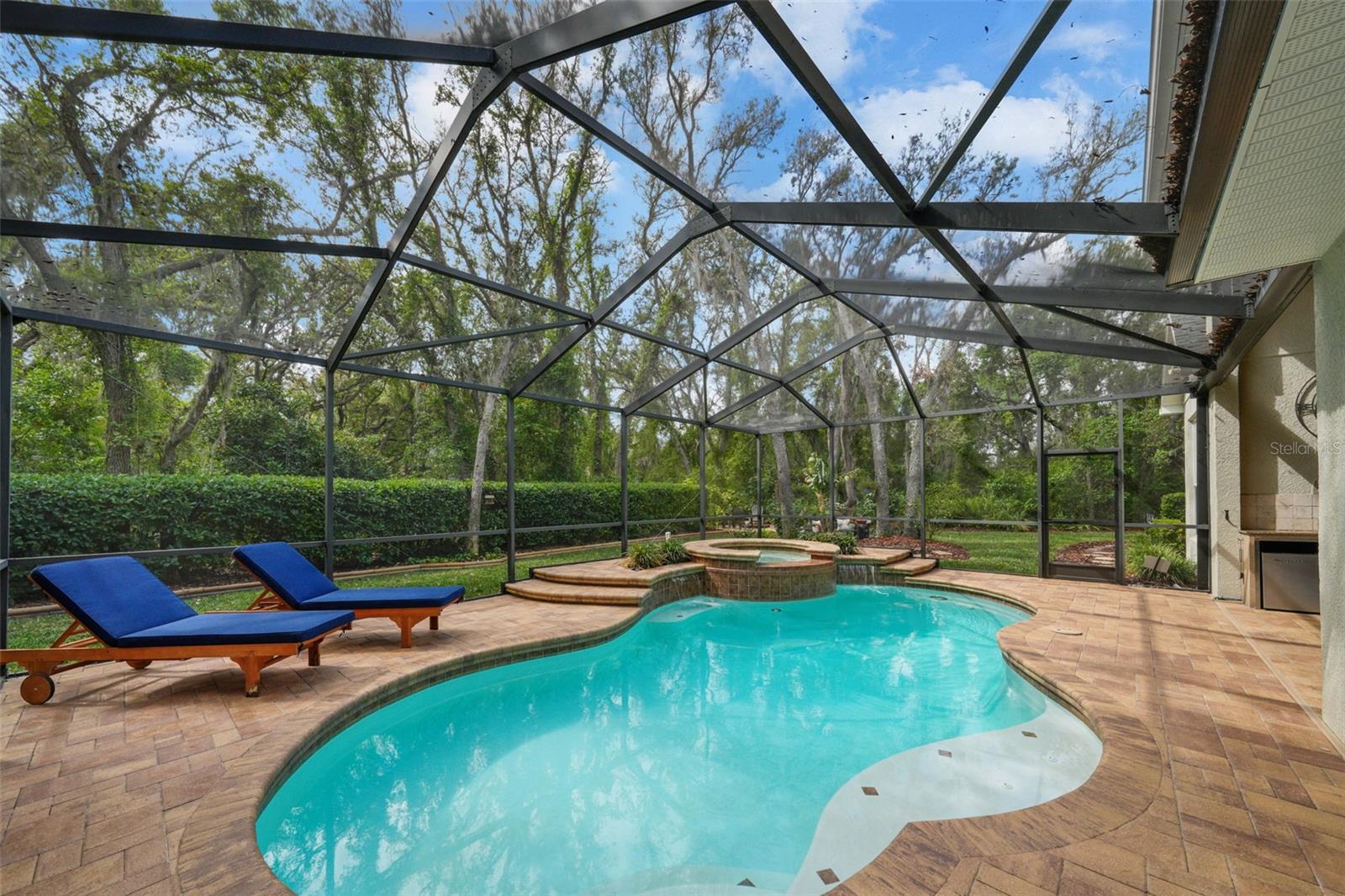 5806 TERNCREST DRIVE