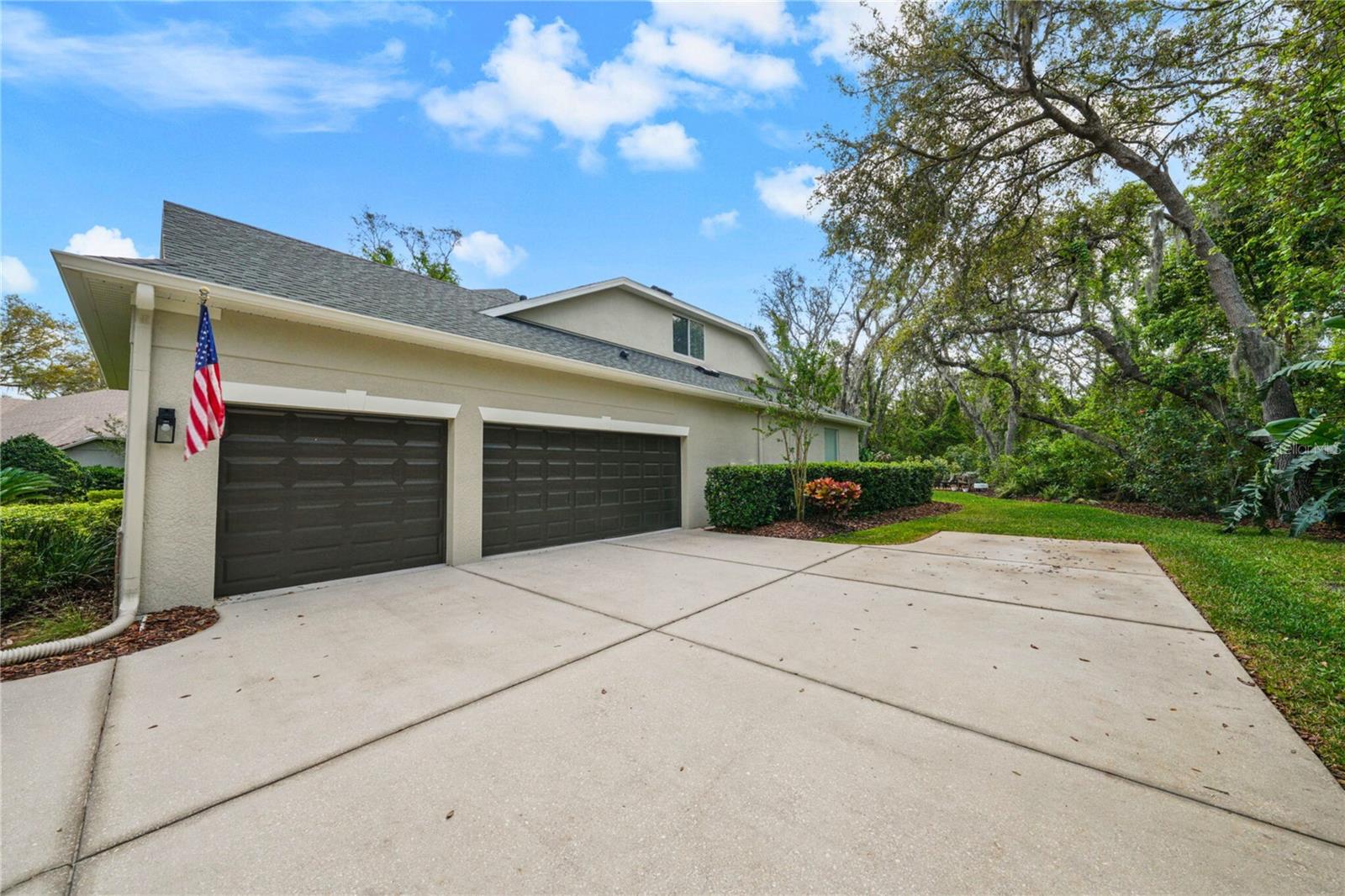 5806 TERNCREST DRIVE